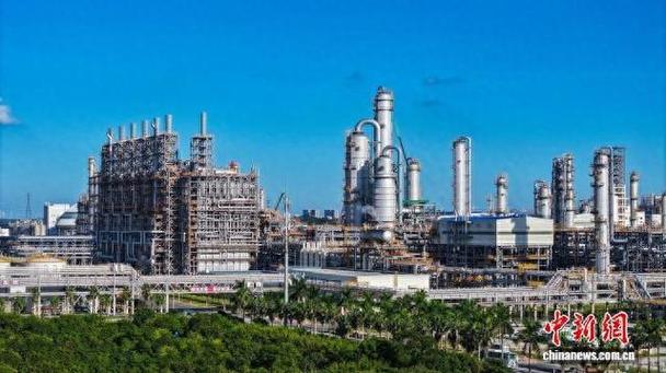 中国石油广西石化乙烯工程投产 首批化工产品发运